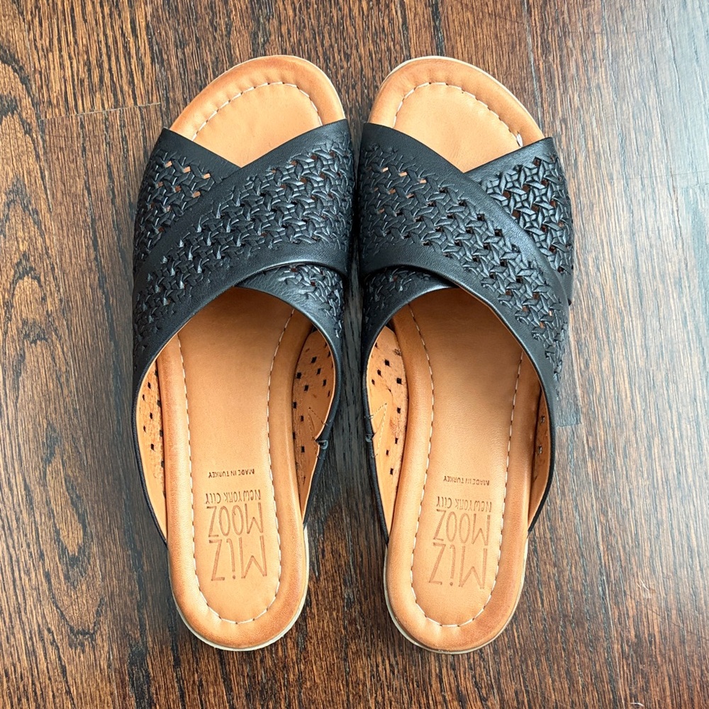 Brand New never worn Miz Mooz Black leather Woven Slide Mules with Tan Insole